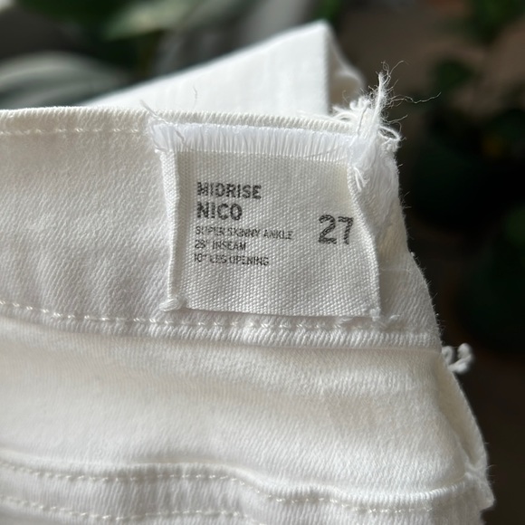 Jeans - Picture 6 of 8